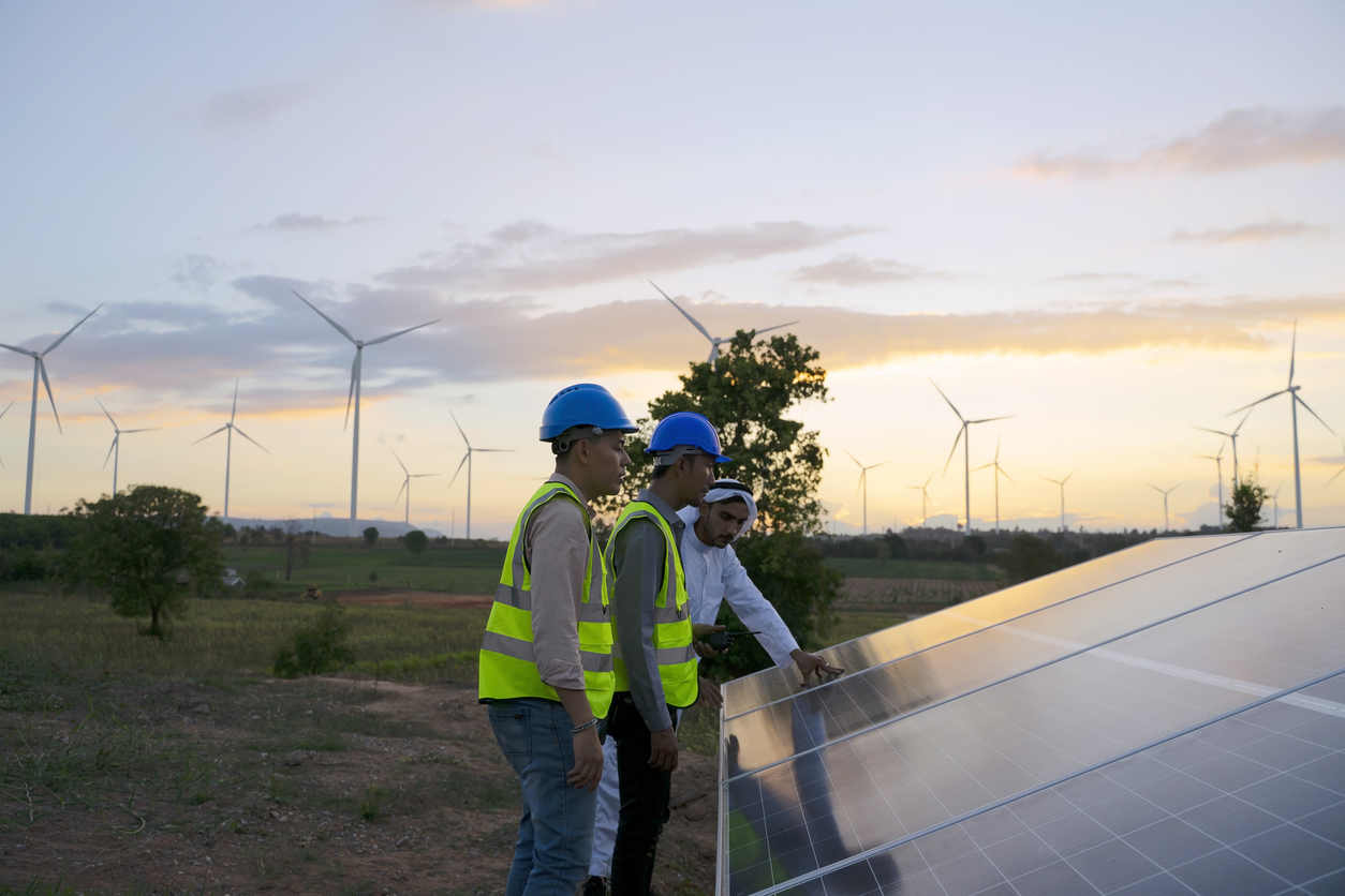 d&eacute;couvrez tout ce qu'il faut savoir sur les d&eacute;lais d'installation des panneaux solaires. informez-vous sur les &eacute;tapes du processus, les d&eacute;lais typiques et les facteurs influen&ccedil;ant la mise en place de votre syst&egrave;me solaire afin de planifier au mieux votre transition &eacute;nerg&eacute;tique.