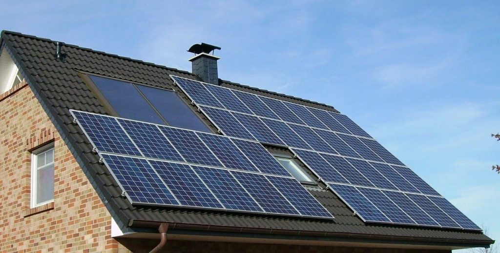 d&eacute;couvrez les prix des panneaux solaires en 2023. comparez les offres, trouvez des solutions adapt&eacute;es &agrave; votre budget et &eacute;conomisez sur votre facture d'&eacute;nergie tout en contribuant &agrave; la transition &eacute;cologique.