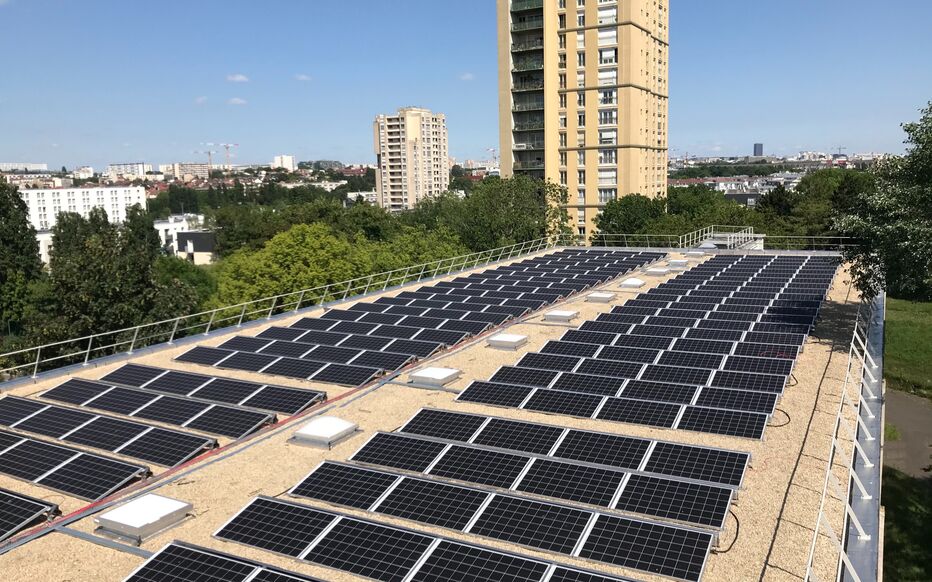 d&eacute;couvrez nos solutions de toiture solaire en seine-et-marne pour un habitat &eacute;coresponsable et &eacute;conomique. profitez de l'&eacute;nergie solaire tout en valorisant votre propri&eacute;t&eacute; avec des installations adapt&eacute;es &agrave; vos besoins.