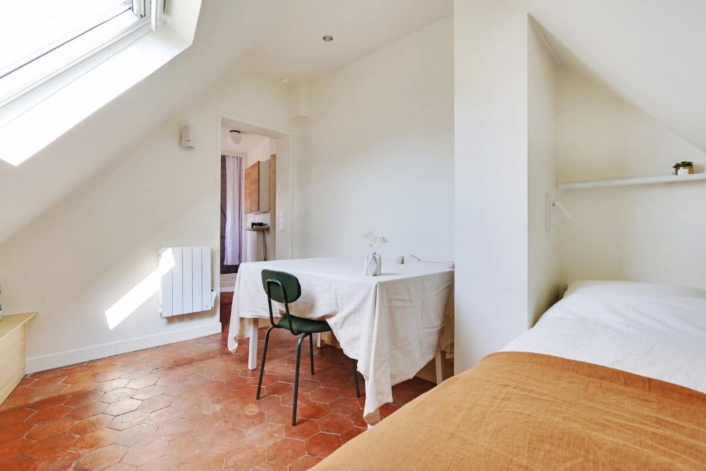 découvrez nos conseils pratiques pour réussir la rénovation de votre studio à paris, optimiser l'espace et créer un intérieur moderne et fonctionnel.